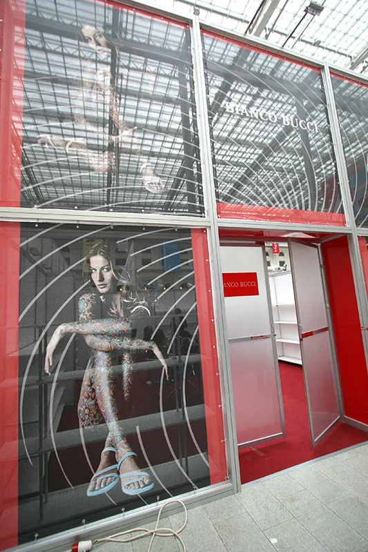 Bianco Bucci stand, photo 2