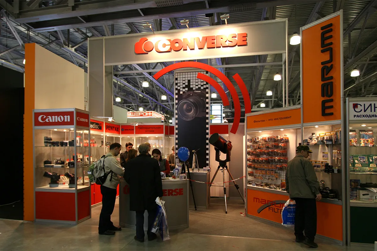Converse stand, photo 1