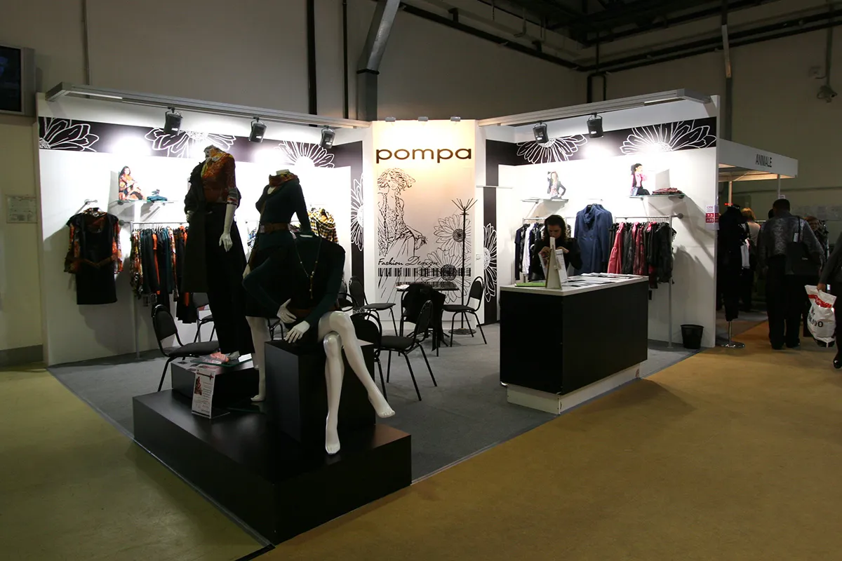 Pompa stand, photo 2